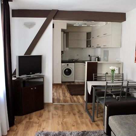Long House Apartment Brasov Ngoại thất bức ảnh
