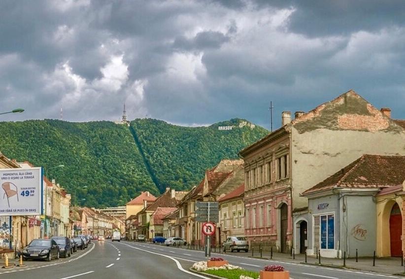 Long House Apartment Brasov Ngoại thất bức ảnh